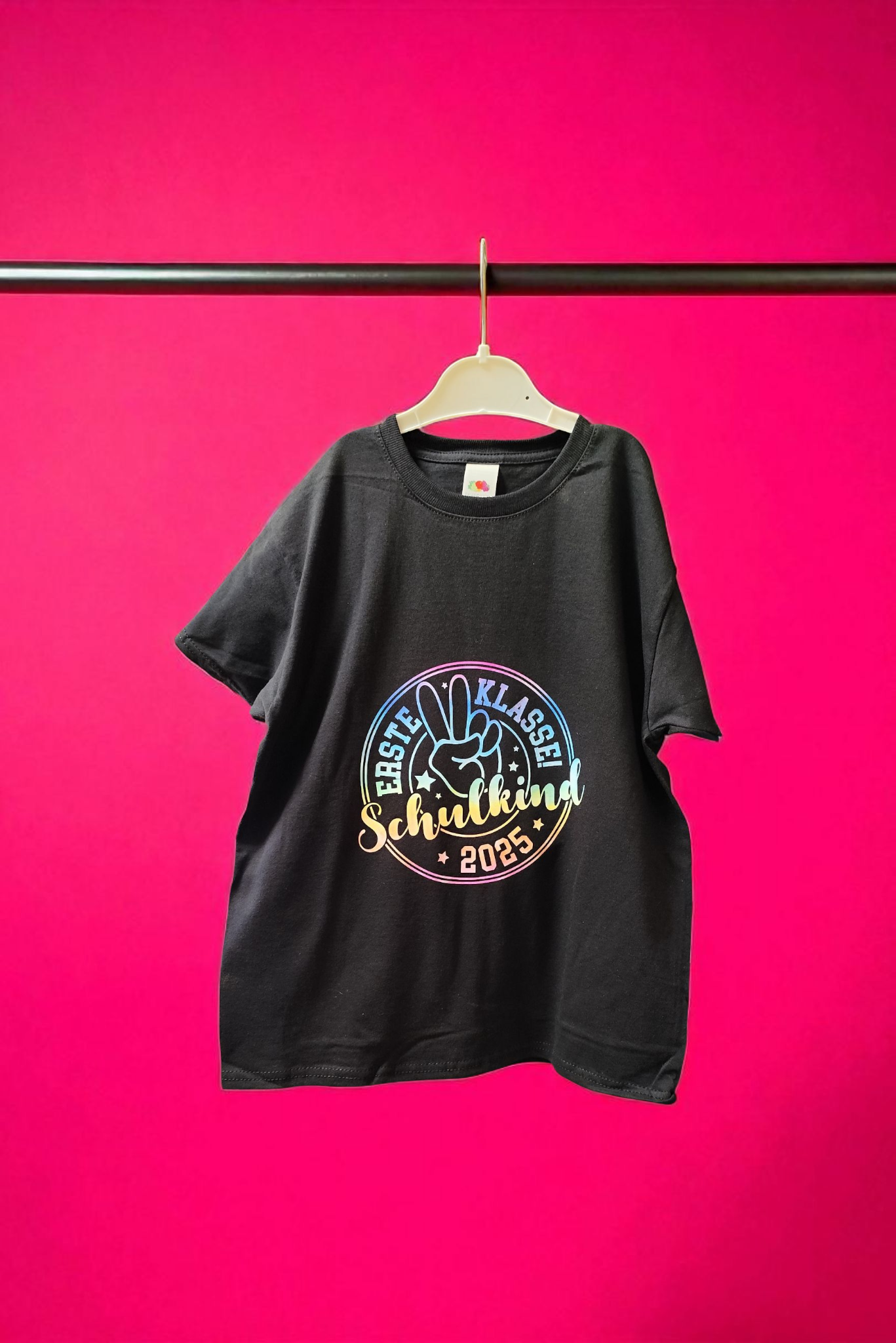 Erstklässler T-Shirt: T-Shirt für Kinder. Schulkind 2027 Shirt. Geschenk zur Einschulung