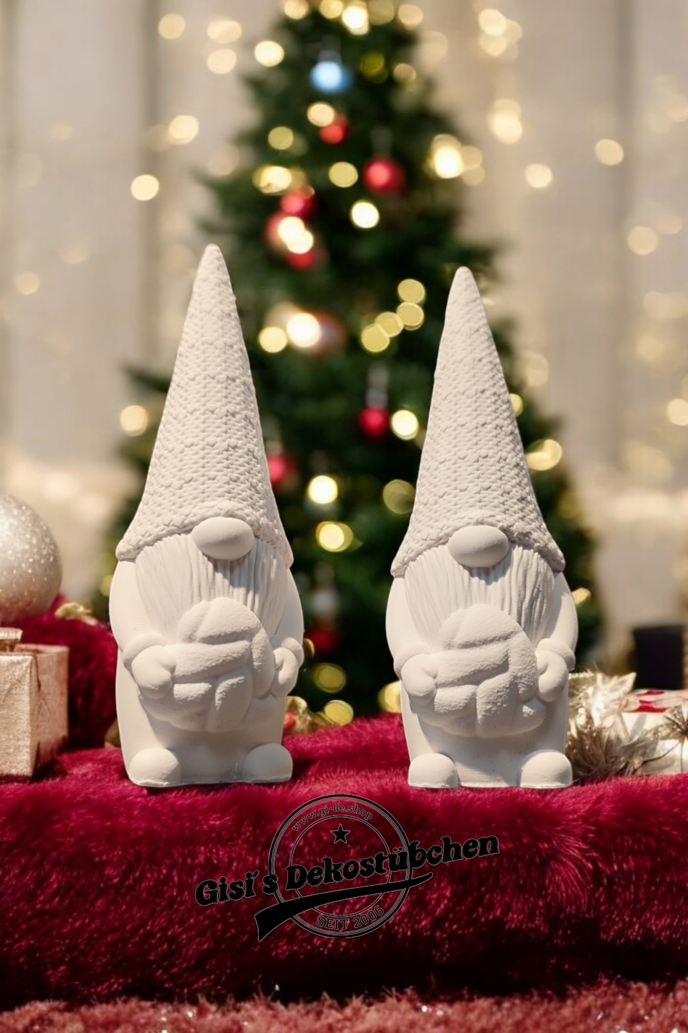 Keramik Wichtel Nr. 2 mit Herz in den Händen