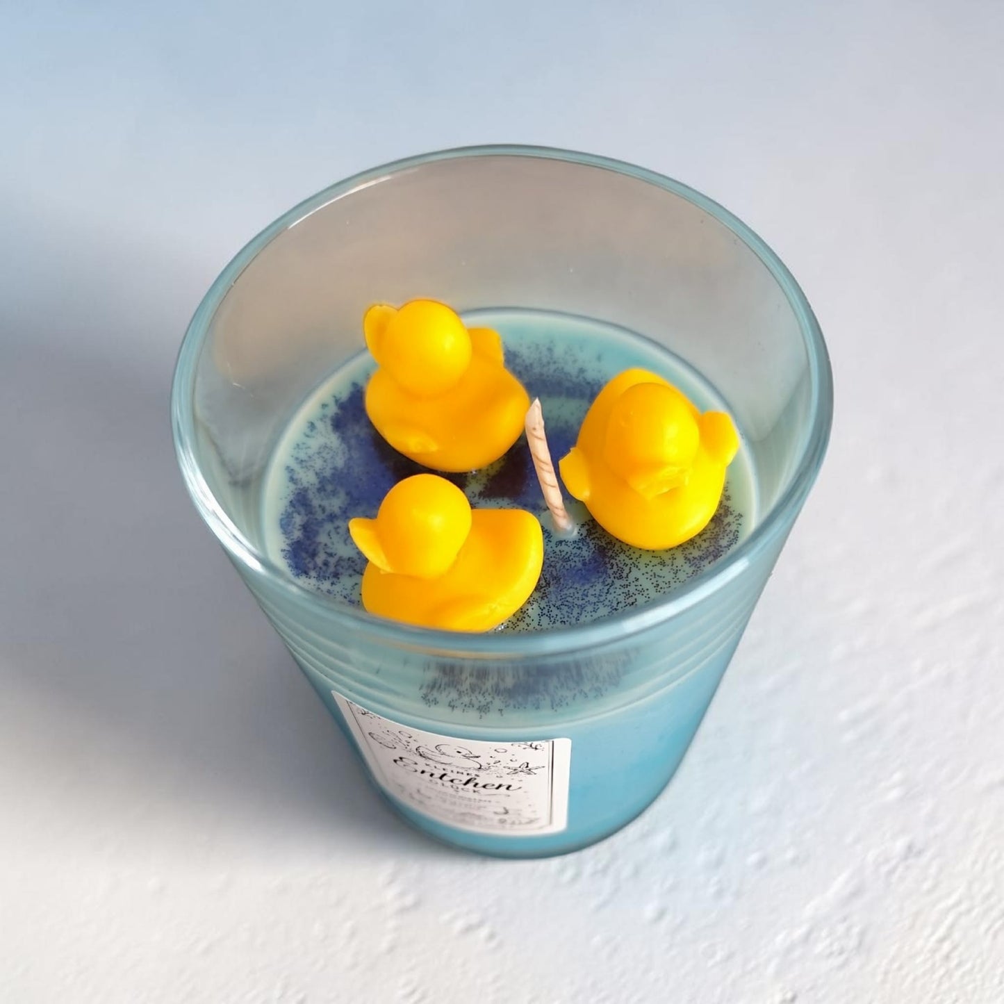 Kleines Entchen-Glück – Sojawachskerze im Glas mit Wunschduft
