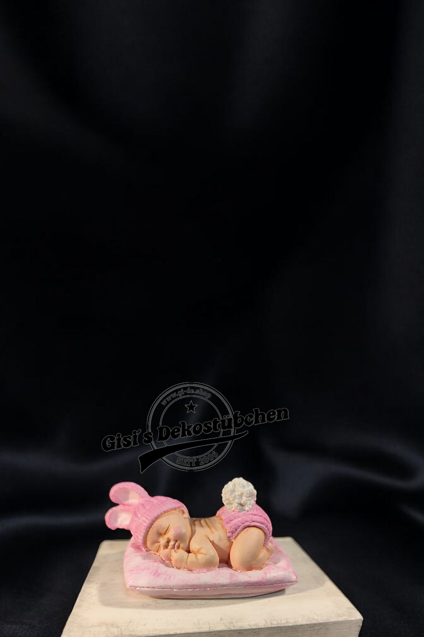 Schatztruhe mit Babyfigur handgemachte