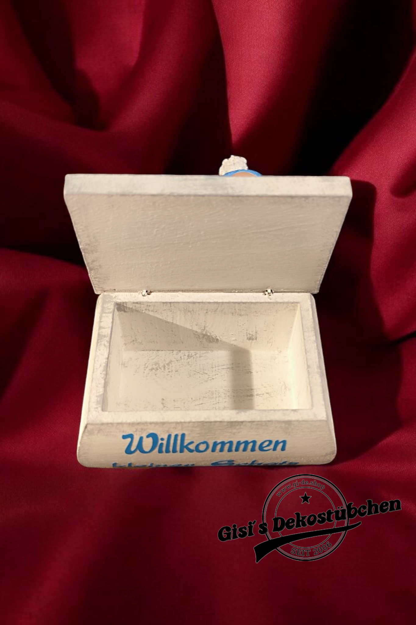 Schatztruhe mit Babyfigur handgemachte
