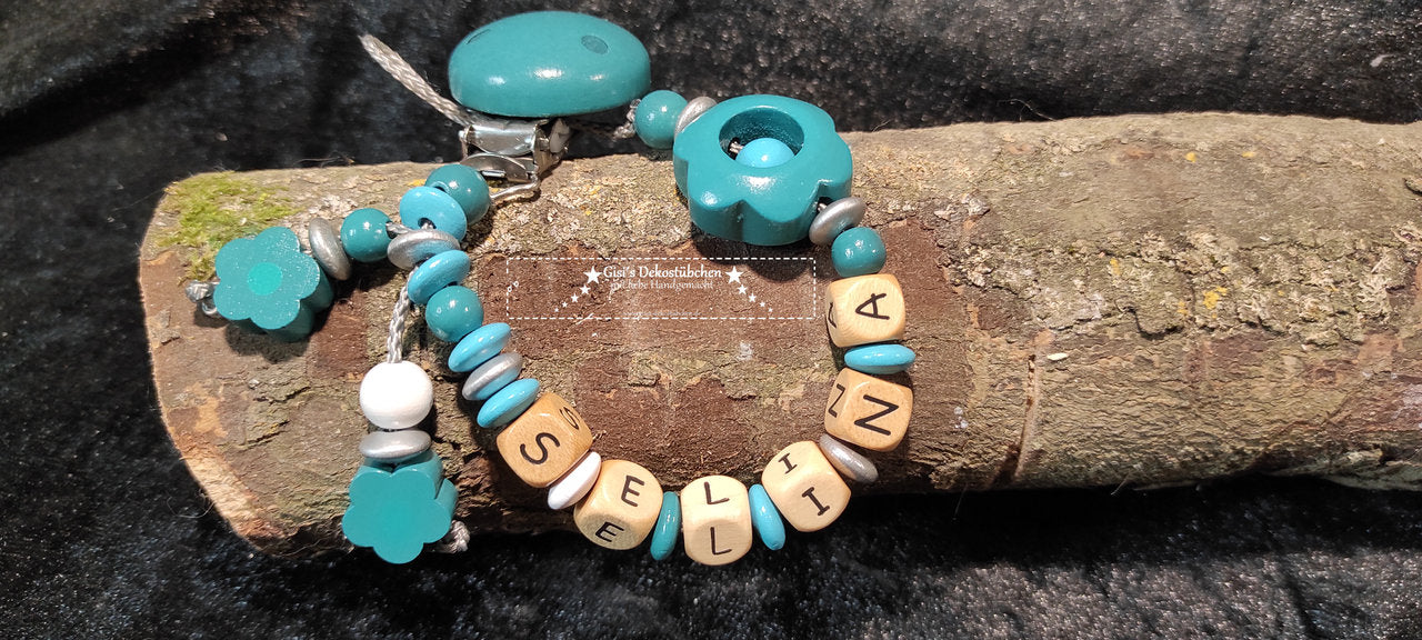 Schnullerkette mit Namen + Blumen