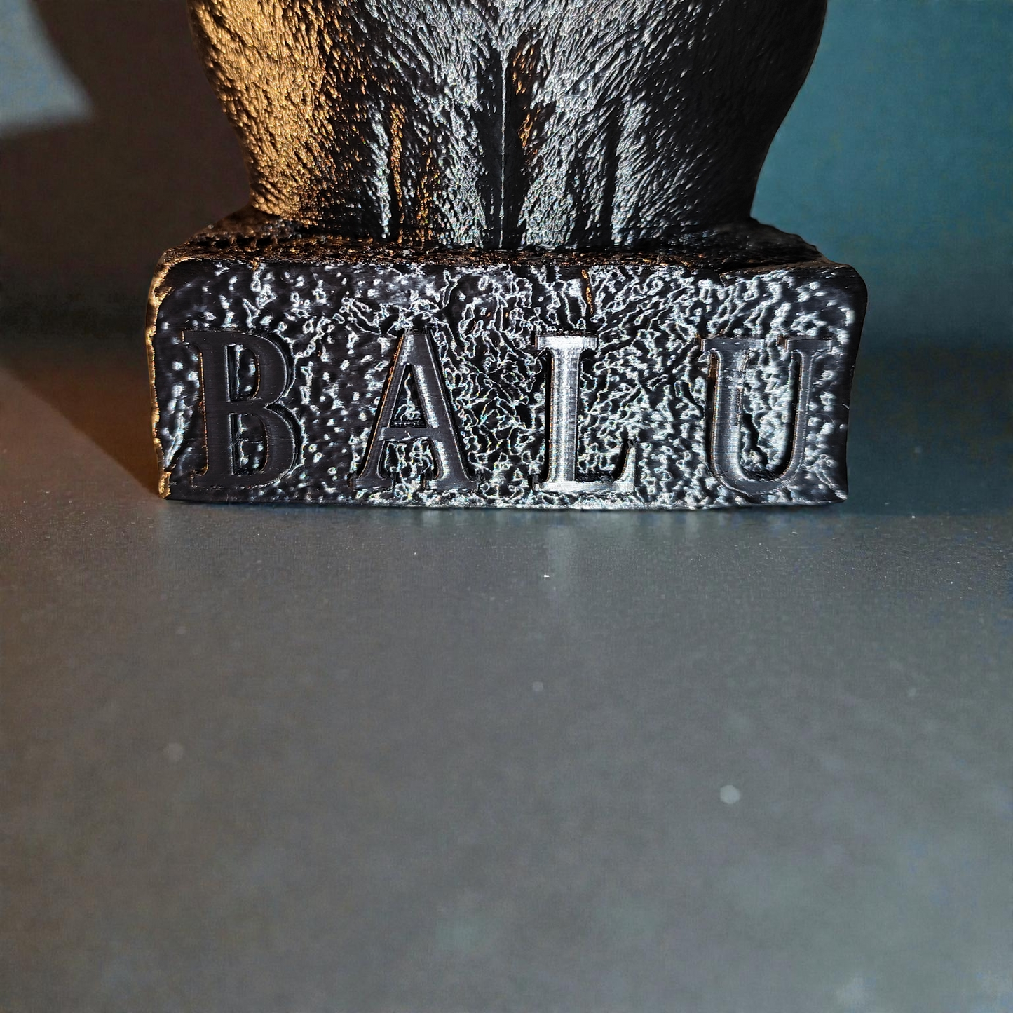 3D gedruckte Labrador Büste personalisiert – Labrador Statue mit Wunschnamen & Wunschfarbe