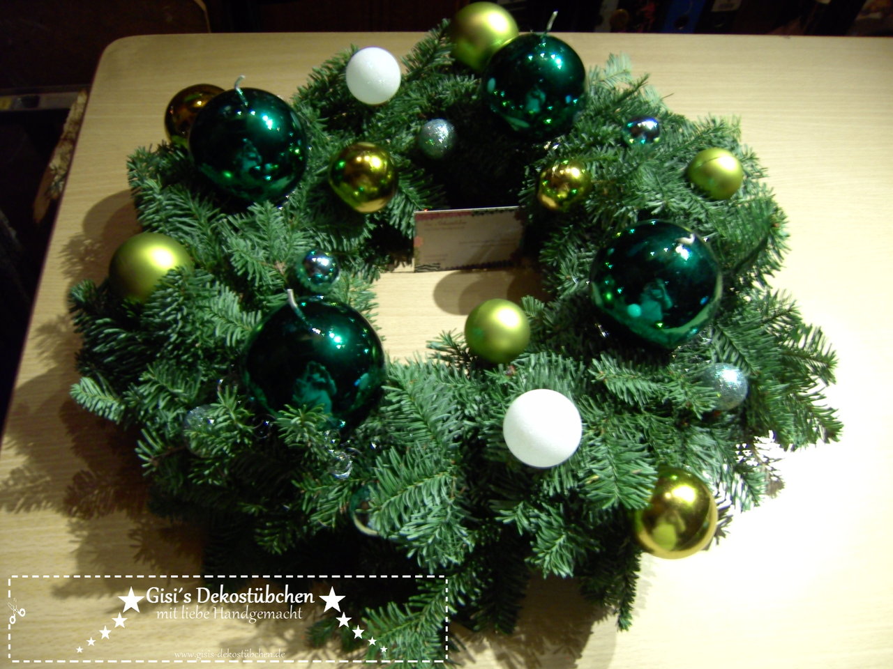 Adventskranz frisch gebunden