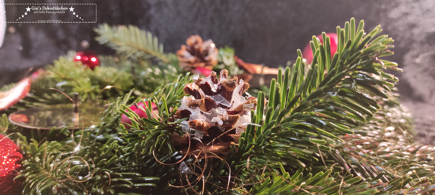 Adventskranz frisch gebunden Rot, Natur