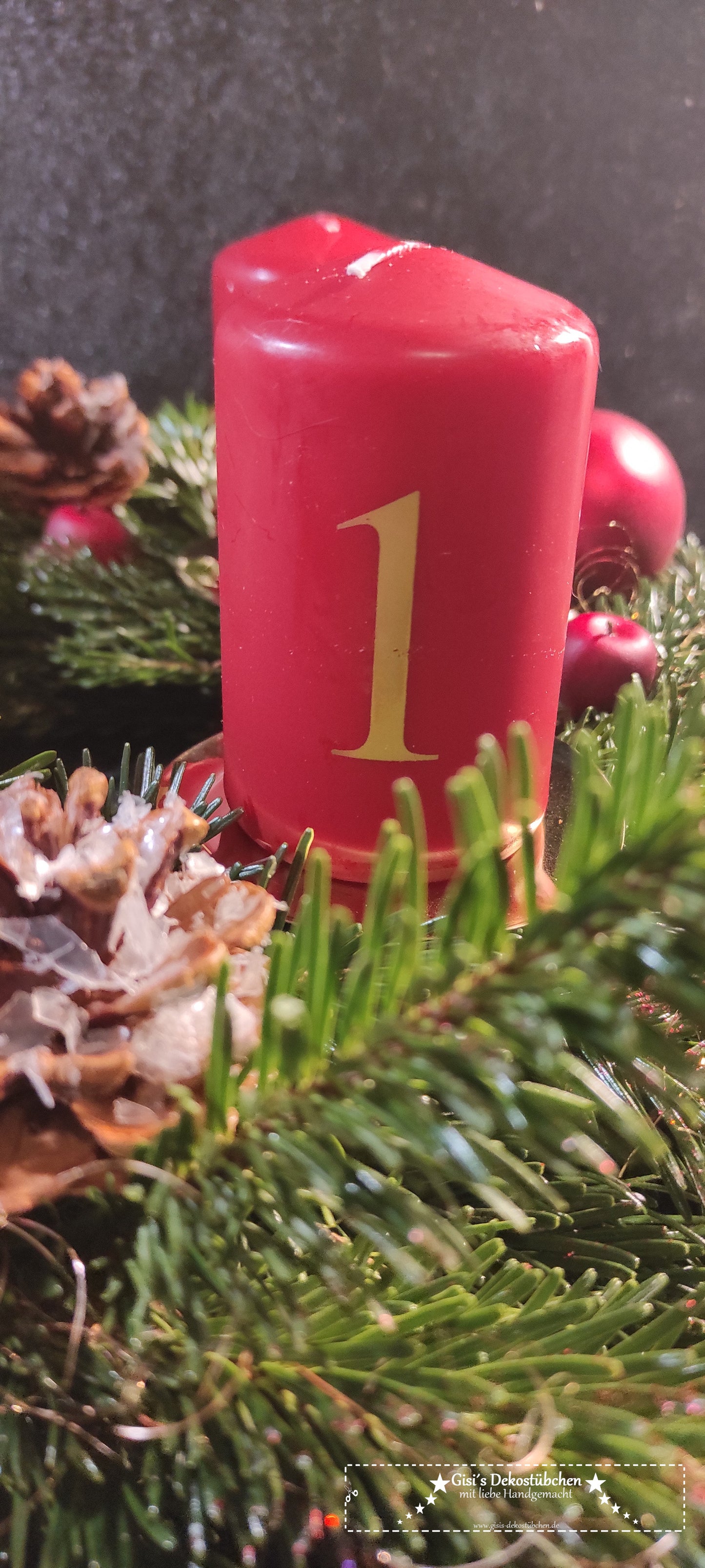 Adventskranz frisch gebunden Rot, Natur