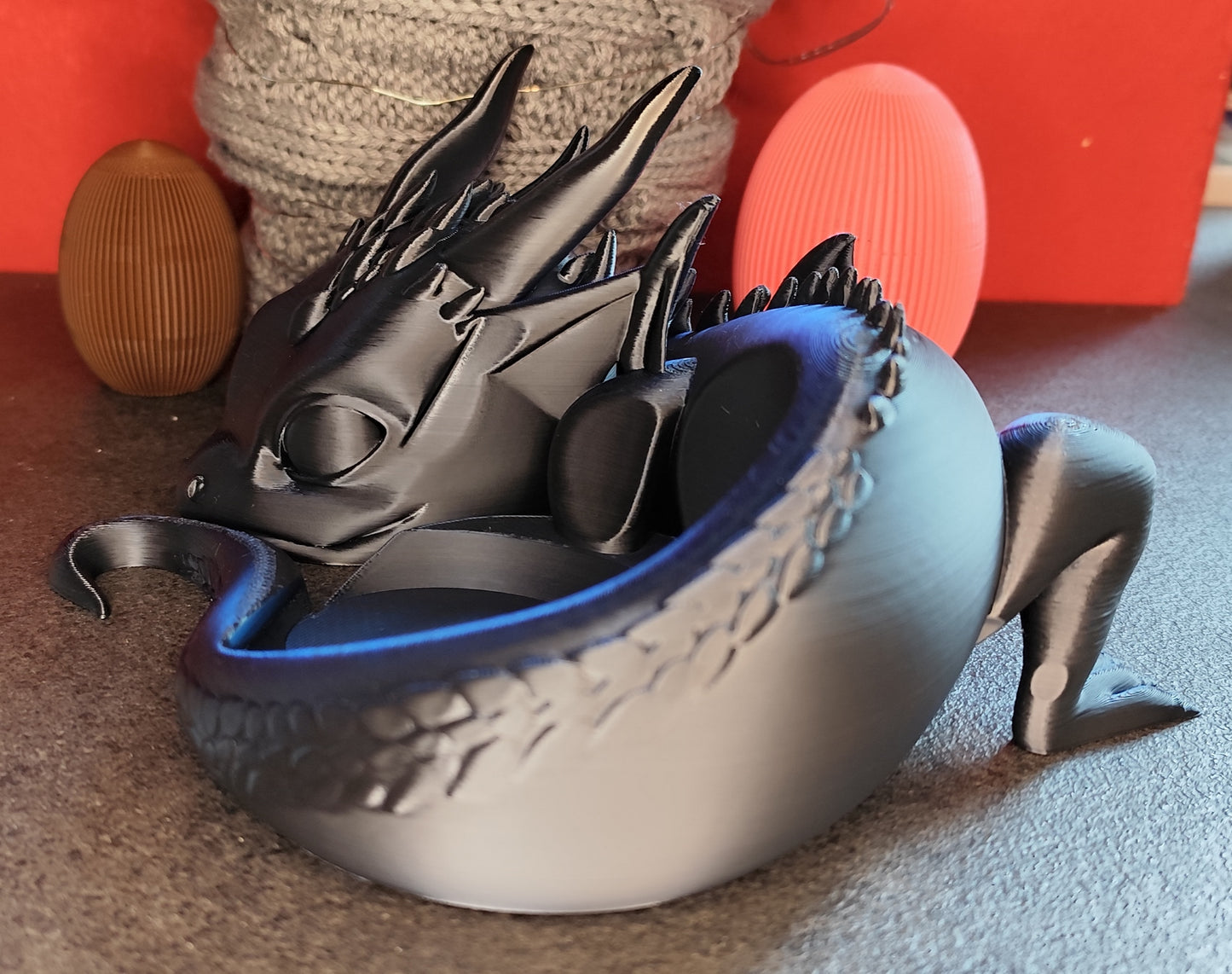 Baby Dragon Ständer für Alexa Echo Pop – 3D-Druck – PLA – Wunschfarbe – ALIMA