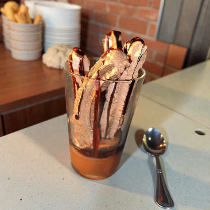 Churros Schoko Keks Kerze Sojawachs - Dessertkerze Haselnuss Schokolade 233g handgemacht