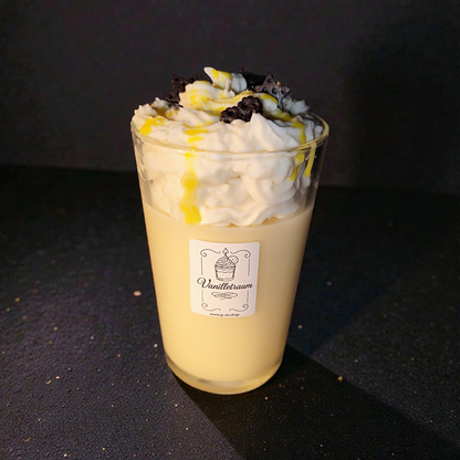 Dessertkerze Vanilletraum – Handgemachte Duftkerze aus Sojawachs im Glas, wählbar in Wunschduft