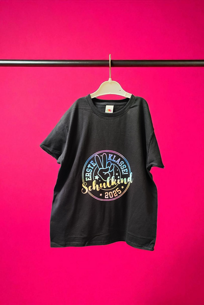 Erstklässler T-Shirt: T-Shirt für Kinder. Schulkind 2027 Shirt. Geschenk zur Einschulung