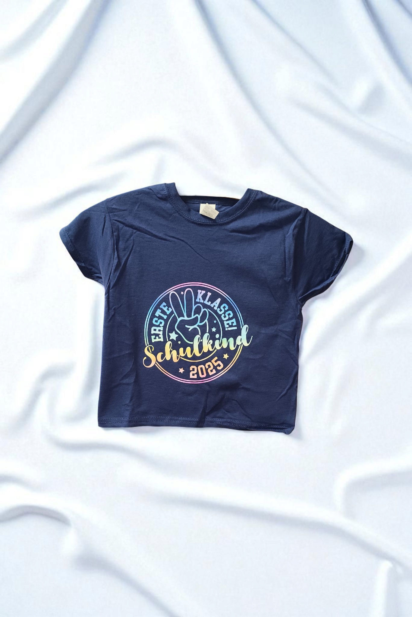 Erstklässler T-Shirt: T-Shirt für Kinder. Schulkind 2027 Shirt. Geschenk zur Einschulung