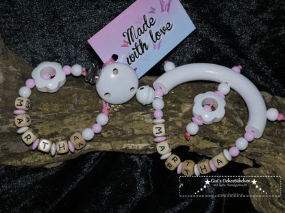 Greifling Babyrassel Geschenk Set Schnullerkette