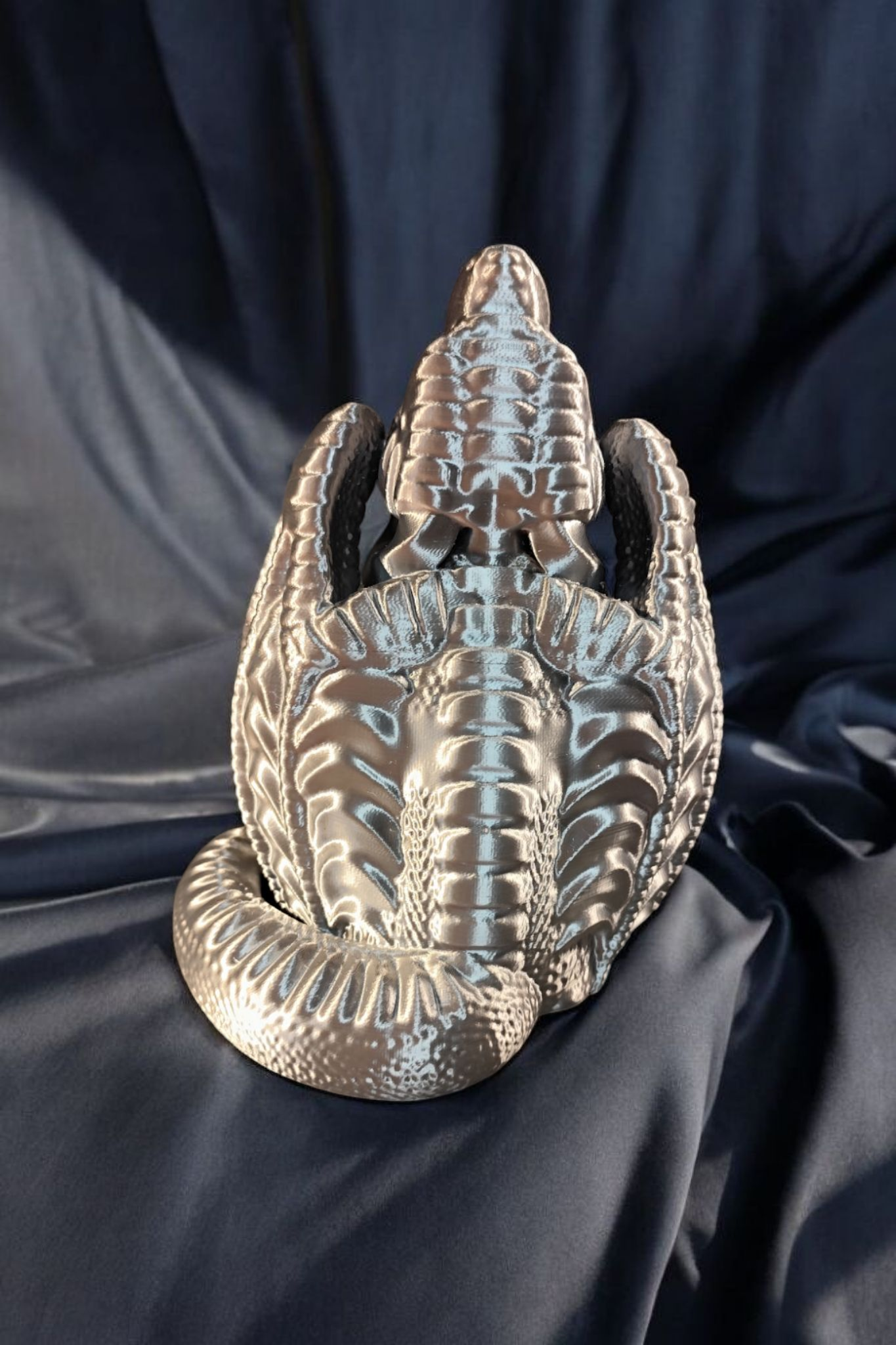 „Hüter der Schätze“ – Mystische Drachenspardose aus dem 3D-Druck