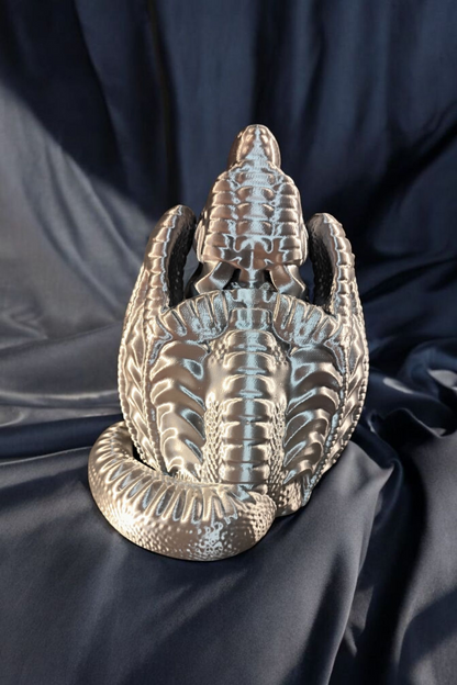 „Hüter der Schätze“ – Mystische Drachenspardose aus dem 3D-Druck