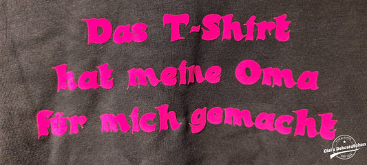 Baby / Kinder T-Shirt mit Wunschtext und unserm Logo zum Materialkostenpreis