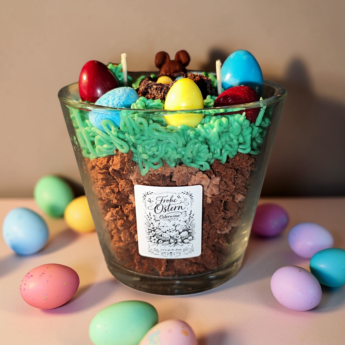 Kerze „Frohe Ostern – Osterwiese“ aus Sojawachs | Frühlingskerze mit langer Brenndauer