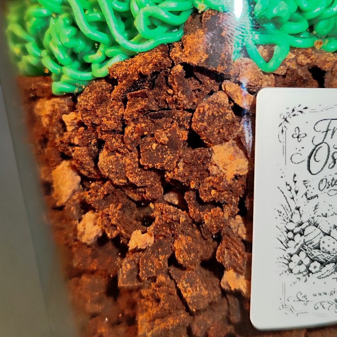 Kerze „Frohe Ostern – Osterwiese“ aus Sojawachs | Frühlingskerze mit langer Brenndauer