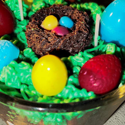 Kerze „Frohe Ostern – Osterwiese“ aus Sojawachs | Frühlingskerze mit langer Brenndauer