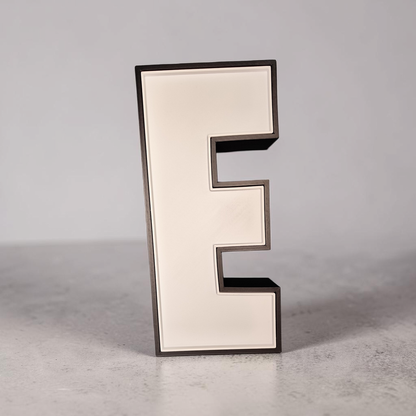 Leuchtbox Buchstabe A-Z – 3D Druck 30 cm – Lichtbox für Lichterketten – Handgefertigt