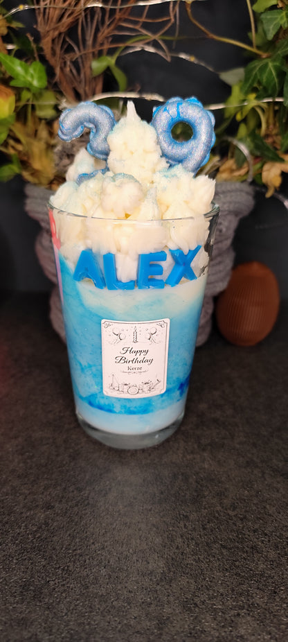 Personalisierte Happy Birthday Kerze im Glas – Sojawachs, Wunschdesign