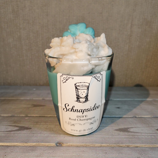 Schnapsidee Kerze im Schnapsglas aus Sojawachs – Lustige Silvester Geschenkidee mit Wunschduft & Glücksklee