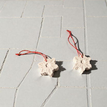 Schneeflocke, Keramik Weihnachten, Christbaumschmuck, Wohndeko