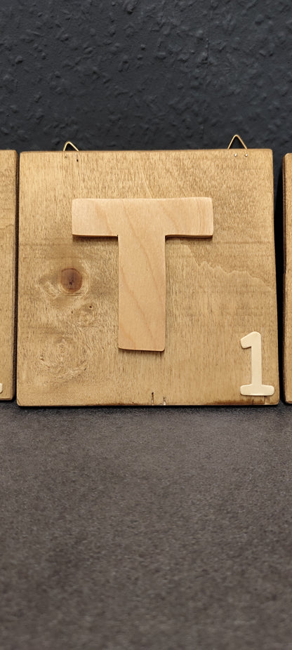 Scrabble - Wanddeko groß 15x15 cm "Braun"