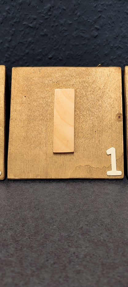 Scrabble - Wanddeko groß 15x15 cm "Braun"