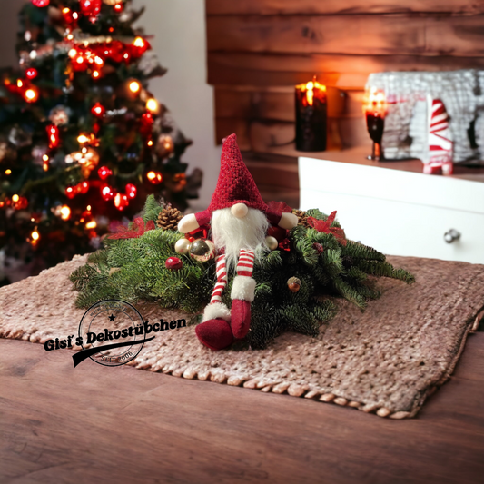 Wichtel Adventskranz frisch gebunden