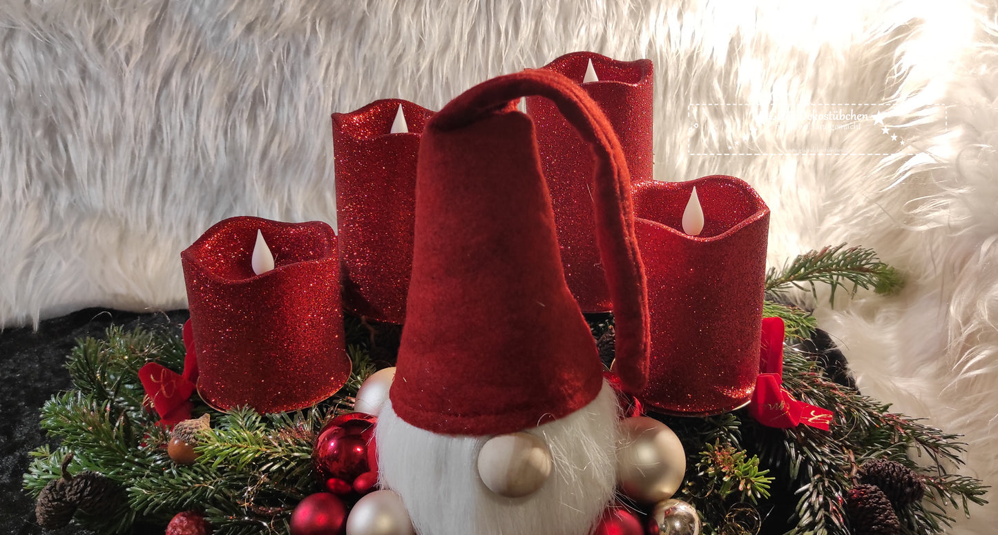 Wichtel Adventskranz frisch gebunden