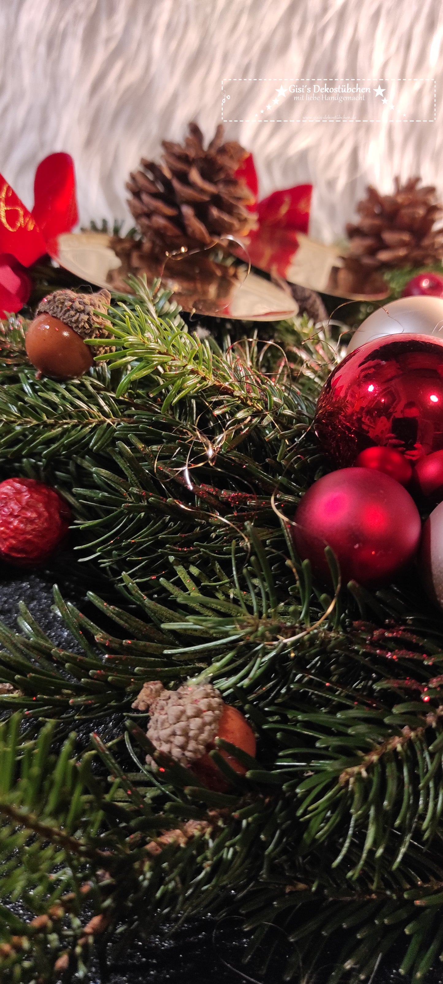 Wichtel Adventskranz frisch gebunden