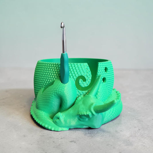 Wollhalter Drache 3D Druck – Wollschale mit Halter für Häkelnadel & Schere
