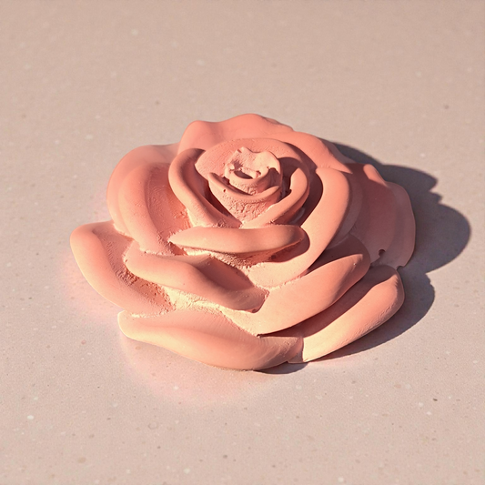Wunderschöne Keramik Rose in Pastellfarben
