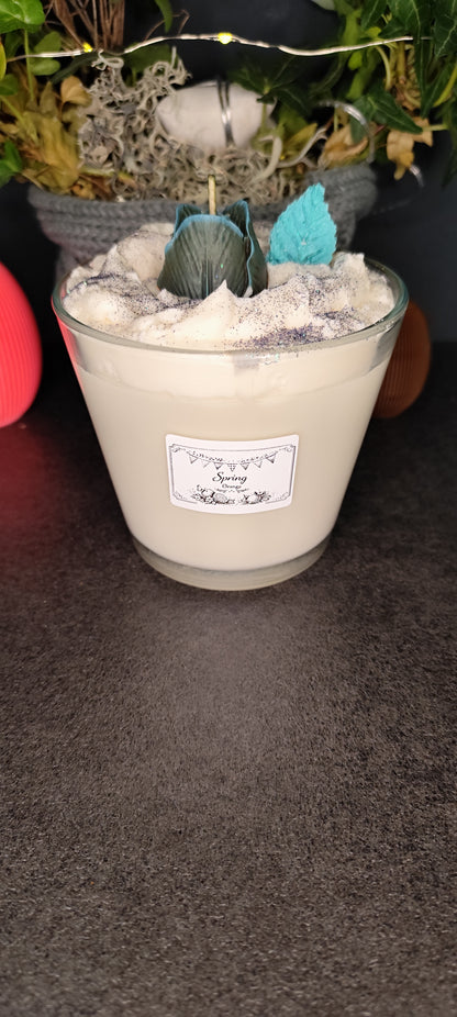 XXL Sojawachskerze „Spring“ mit Tulpe – handgegossen & vegan